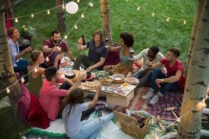 summer in NYC NY transforms itself into this outdoor garden filled with alfresco activities, park movie nights, pop up stores and peculiar smells.