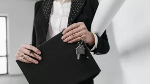 Agent holding keys after title work is complete