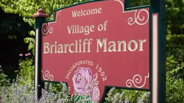 Welcome to the Village of Briarcliff Manor sign